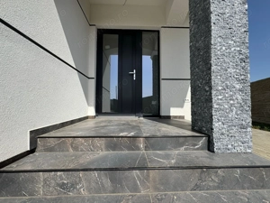 Suprafete generoase. 5 camere. Compartimentare excelenta. - imagine 17