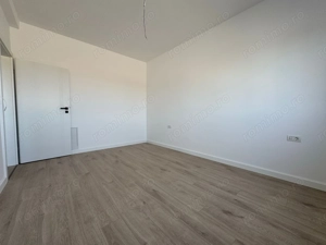 Suprafete generoase. 5 camere. Compartimentare excelenta. - imagine 13