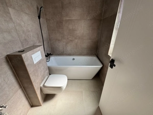 Suprafete generoase. 5 camere. Compartimentare excelenta. - imagine 14