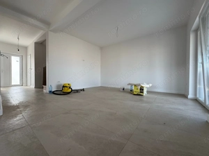 Suprafete generoase. 5 camere. Compartimentare excelenta. - imagine 4