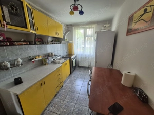 3 camere de inchiriat zona precista