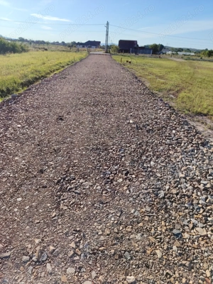 Vând 2 parcele de terenuri intravilane cu utilități , strada Stejarului, Lăpusel la 11 Ari  parcelă - imagine 4