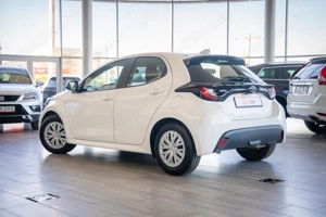Toyota Yaris 1.5 Hybrid e-CVT - imagine 7