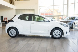 Toyota Yaris 1.5 Hybrid e-CVT - imagine 5