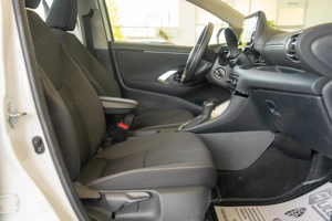 Toyota Yaris 1.5 Hybrid e-CVT - imagine 12