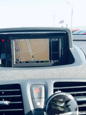 vand Megan 3, an 2013, benzina - imagine 6