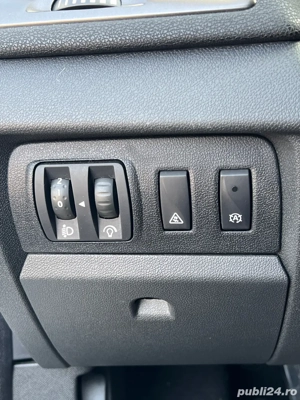 vand Megan 3, an 2013, benzina - imagine 10