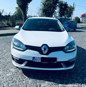 vand Megan 3, an 2013, benzina