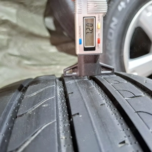 Anvelope R17 set 4buc. 225/65 R17 de vara cu profil bun