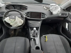 Dezmembrez / dezmembrari piese auto Peugeot 308 II an 2015 motor 1.6HDI 9HC 9H05 199.734km cutie 160 - imagine 6