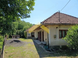 Casa de vanzare comuna Varfurile, localitatea Magulicea