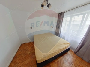 Apartament cu 3 camere de vânzare în zona Est - imagine 18