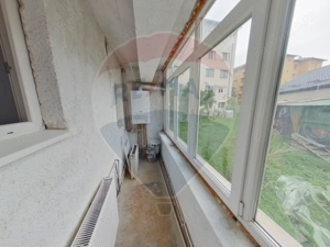 Apartament cu 3 camere de vânzare în zona Est - imagine 20