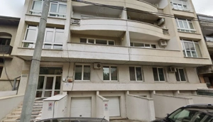 Comision 0! Spatii birouri/clinica in zona Aviatorilor - parter si demisol-350mp