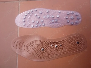 Vând tălpici cu magneți și presopunctura