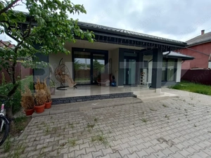 Casa superba 4 camere - finisaje moderne 2 bai, marmura 400 m2 curte - imagine 9 Casa superba 4 camere - finisaje moderne 2 bai, marmura 400 m2 curte - imagine 9