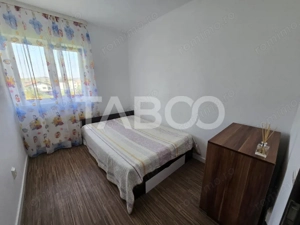 Apartament decomandat cu 3 camere balcon parcare Selimbar Sibiu - imagine 5