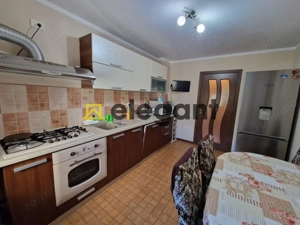 3 camere, decomandat, 71 mp, etaj 3, centrala, mobilat, Brazda-Consul - imagine 8