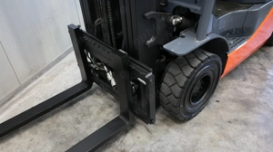 Toyota 8FGF15 motostivuitor GPL, an 2016, ore 14802, catarg triplex - imagine 9