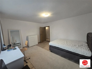 De inchiriat apartament 3 camere zona semicentrala - imagine 3