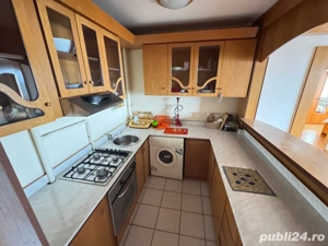 Proprietar închiriez apartament 3 camere Sala Palatului sector 1