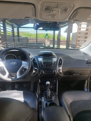 Vand Hyundai IX35 - imagine 2 Vand Hyundai IX35 - imagine 2