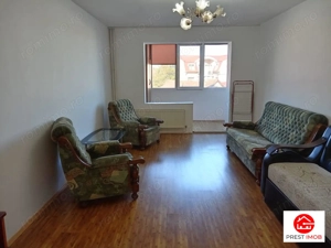 De inchiriat apartament cu 3 camere etaj 1 in 7 noiembrie - imagine 4 De inchiriat apartament cu 3 camere etaj 1 in 7 noiembrie - imagine 4