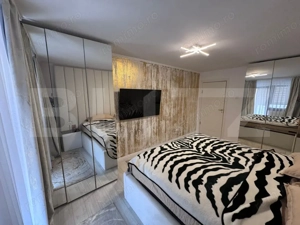 Apartament de vanzare, cu 2 camere, zona Micro 6  - imagine 3