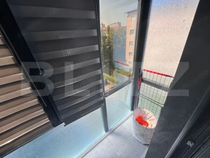 Apartament de vanzare, cu 2 camere, zona Micro 6  - imagine 9