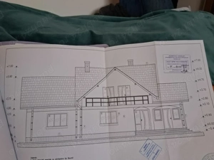 Vând vila la rosu Gura Bustei Vaslui