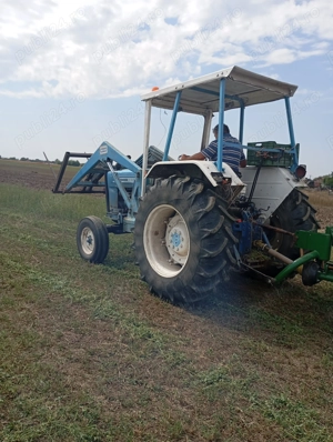 Văd tractor Ford 