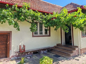 Casă în Râșnov - zona Eminescu, teren 1000 mp. - imagine 3