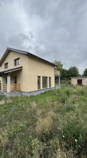 Casa de vanzare in Halchiu, 750 mp - imagine 2
