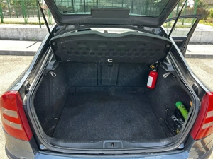 Skoda Octavia 2 1.9 TDI BXE - imagine 7