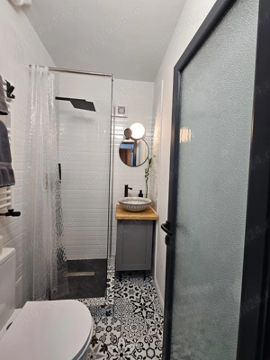 Inchiriez apartament in regim hotelier - imagine 5