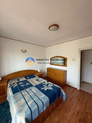 Apartament 3 camere spațios - zona 1 Mai - imagine 4