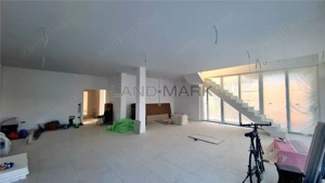 Cladire comerciala 563 mp utili, pozitie excelenta la bulevard - imagine 2