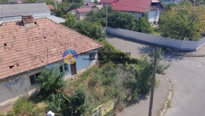 Casa de vânzare – zona 1 Mai - imagine 2