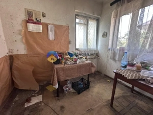 Casa de vânzare – zona 1 Mai - imagine 10