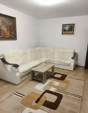 Apartament 2 camere in zona C.U.G - imagine 3