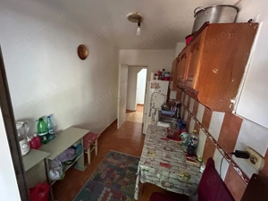 Apartament 3 camere decomandat, zona Dambovita - imagine 5