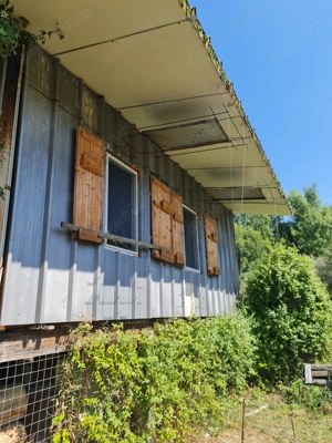 Vand teren  si cabana pe malul lacului de la Pischia. Un front la lac altul la 30m de padure - imagine 2