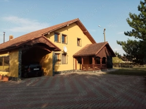 Proprietate de vanzare 3690 mp curți construcții cu balta populată  - imagine 8