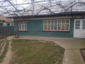 Vând casă în sat Băcești, comuna Băcești, județul Vaslui - imagine 9