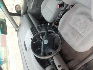 Vând Wv Sharan an 2005