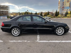 Mercedes E class W211 - imagine 10