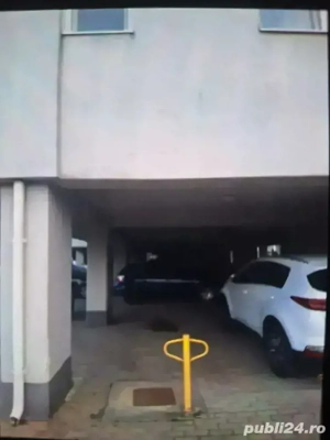 Parcare acoperită sub bloc 