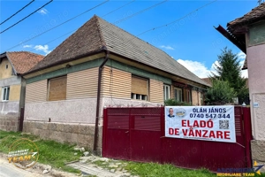 FILM!Doua case traditionale,pe domeniu cu peste 5.000mp teren,Bixad,Covasna