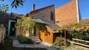 Casa  + spatiu comercial Or. Pancota zona centrala PRET REDUS CU 15% - imagine 4