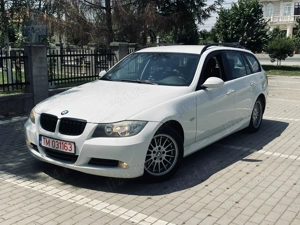 BMW 318i 2L an 2009